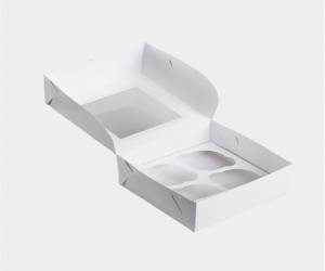 Коробка на 4 капкейка белая с окном 16*16*10 см